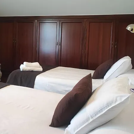 Casa Baixo O Castelo Nyaraló