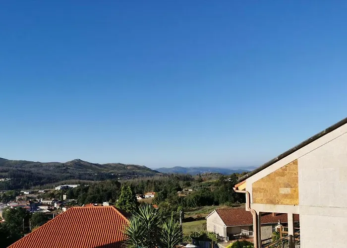 Casa Baixo O Castelo Ponte Caldelas